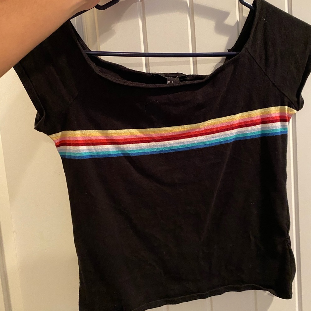 off the shoulders crop top